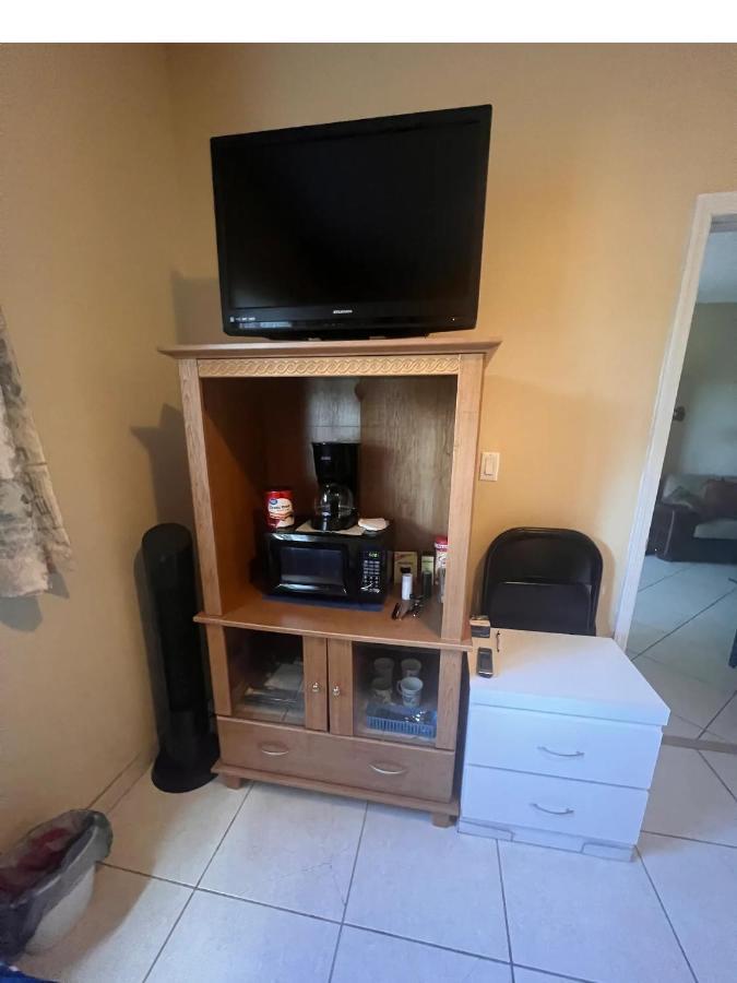 Master Room In Apartment Davie Ngoại thất bức ảnh